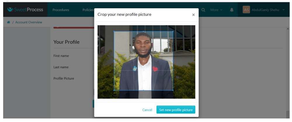 Crop your new profile picture, and click on the “Set new profile picture” button.